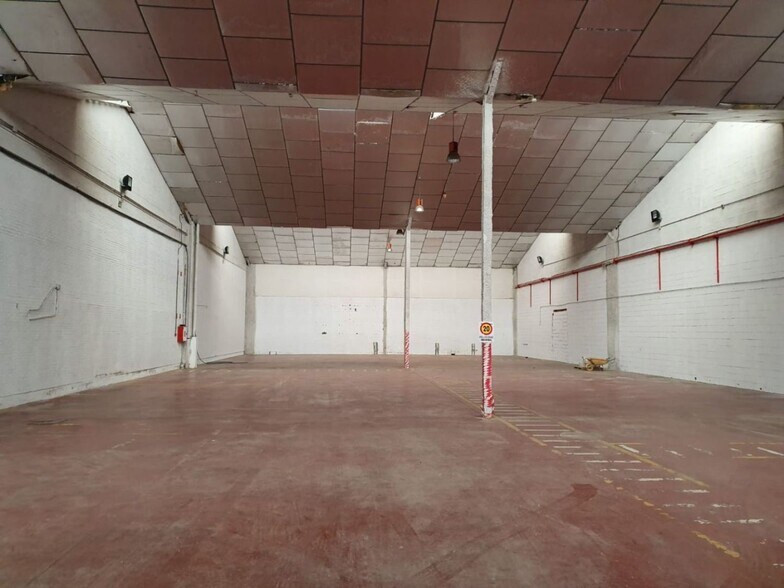 Calle Automoción, S/N, Sevilla, Sevilla en alquiler - Foto del edificio - Imagen 3 de 12