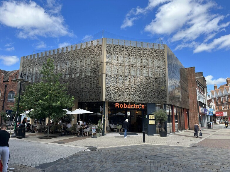 11 Bull Ln, High Wycombe en alquiler - Foto del edificio - Imagen 1 de 10