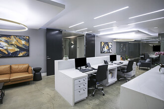 2600 W Olive Ave, Burbank, CA en alquiler Foto del interior- Imagen 2 de 8