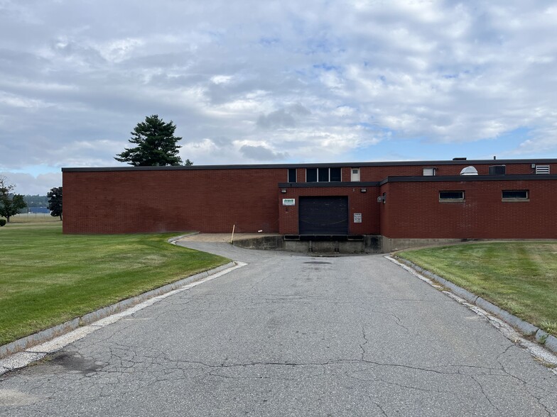 850 Perimeter Rd, Manchester, NH en alquiler - Foto del edificio - Imagen 3 de 3