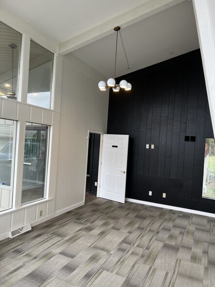 3320 Elkhart Rd, Goshen, IN en alquiler - Foto del interior - Imagen 2 de 7