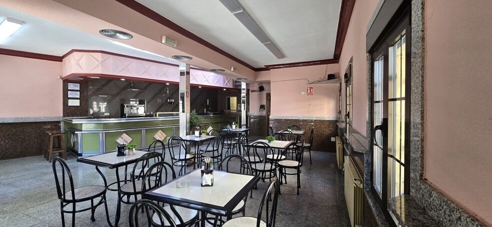 Local en Moralzarzal, Madrid en alquiler - Foto del interior - Imagen 1 de 17