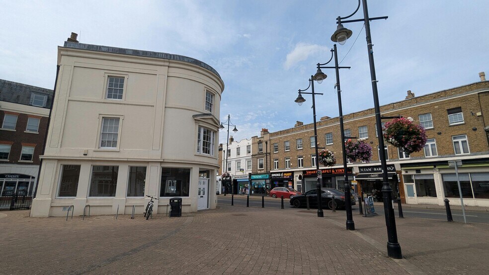 2 Clarence St, Staines en alquiler - Foto del edificio - Imagen 3 de 8