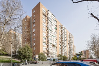 Más detalles de Calle de Fuentespina, 12, Madrid - Edificio residencial​ en venta