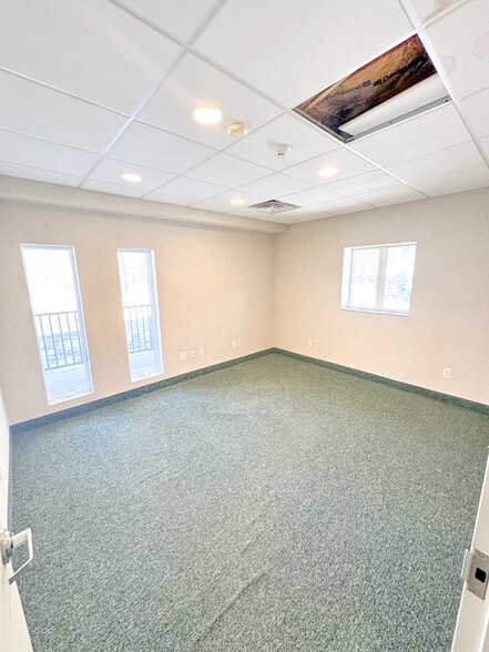 24 Booker St, Westwood, NJ en alquiler - Foto del interior - Imagen 3 de 8