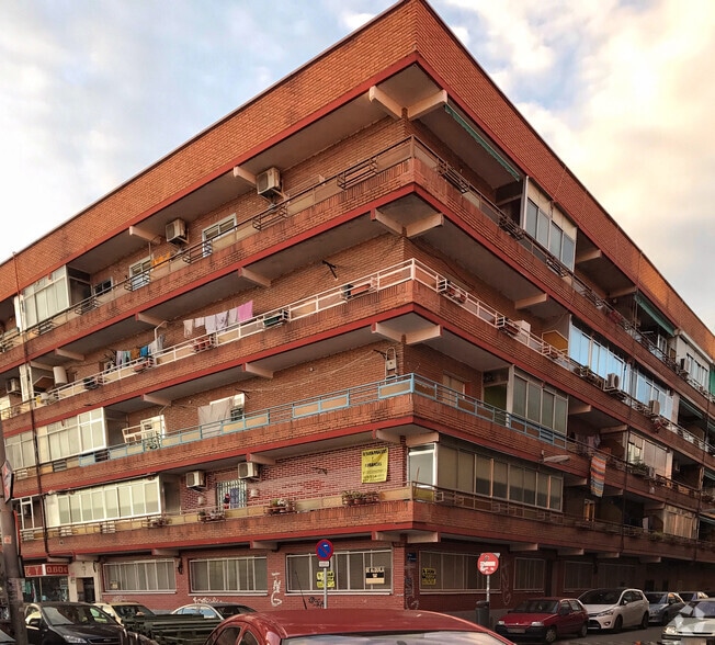 Local en Fuenlabrada, Madrid en alquiler - Foto del edificio - Imagen 2 de 2