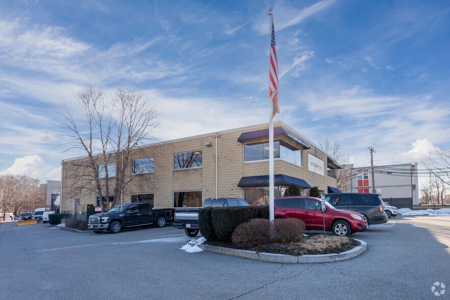 187 Lexington St, Waltham, MA en venta - Foto del edificio - Imagen 3 de 3