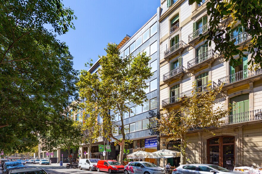 Oficina en Barcelona, Barcelona en alquiler - Foto del edificio - Imagen 2 de 3