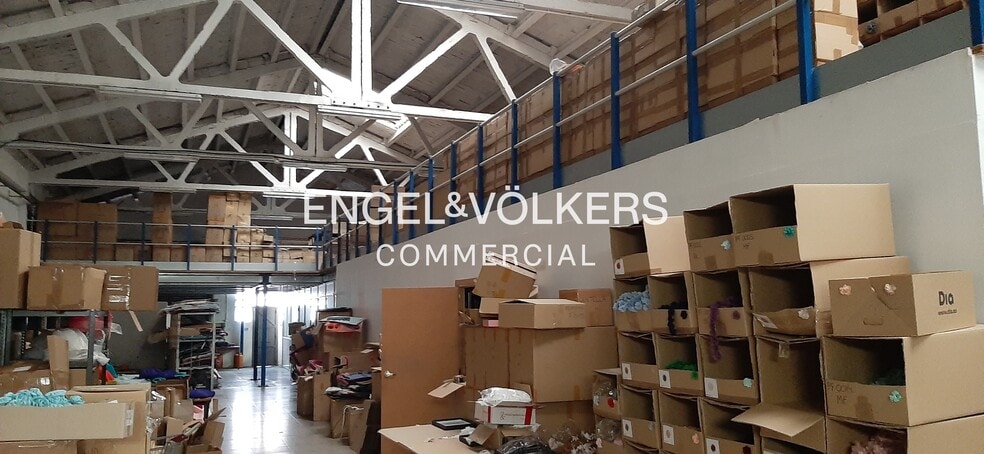 Nave en Sabadell, Barcelona en venta - Foto del interior - Imagen 3 de 8