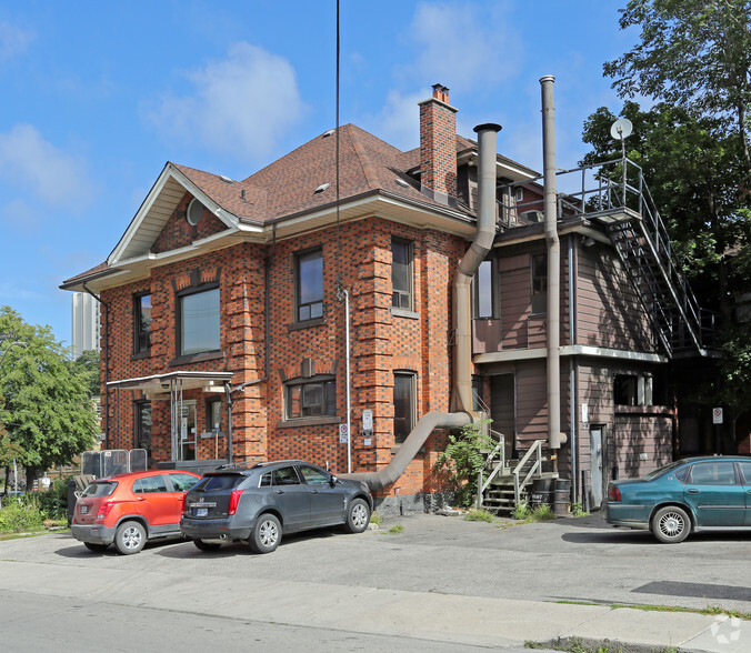 201 James St S, Hamilton, ON en alquiler - Foto del edificio - Imagen 2 de 4