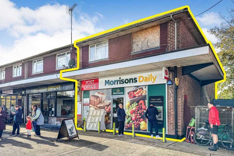 1 Station Rd, Crawley en venta Foto principal- Imagen 1 de 2