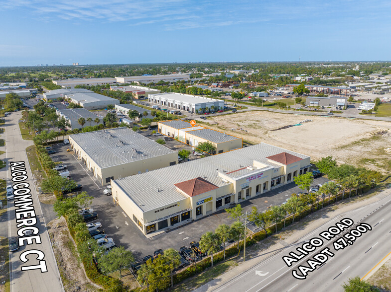 17010 Alico Commerce Ct, Fort Myers, FL en alquiler - Foto del edificio - Imagen 3 de 9