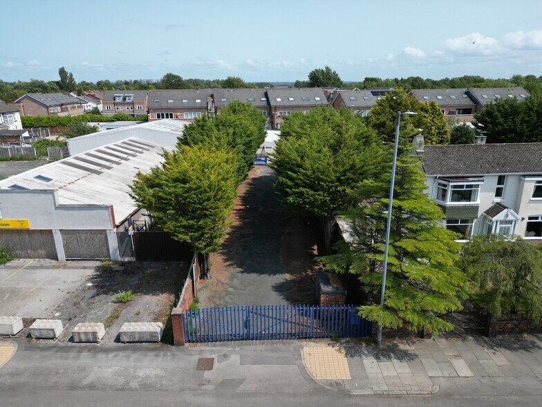 86 Church Rd, Formby en venta - Foto principal - Imagen 1 de 7