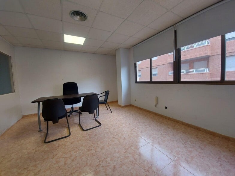 Calle Lobero, El Ejido, Almería en venta - Foto del edificio - Imagen 3 de 7