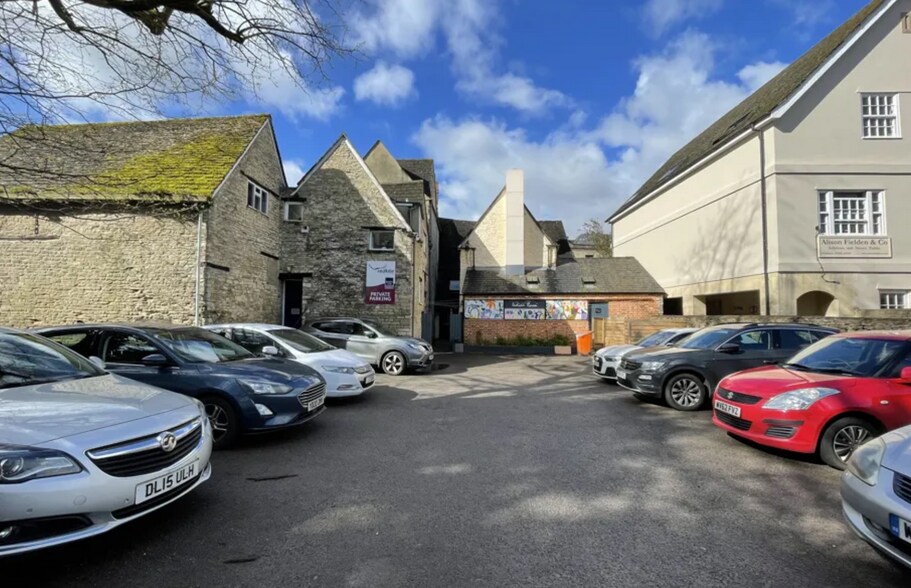 10-12 Dollar St, Cirencester en venta - Foto del edificio - Imagen 2 de 12