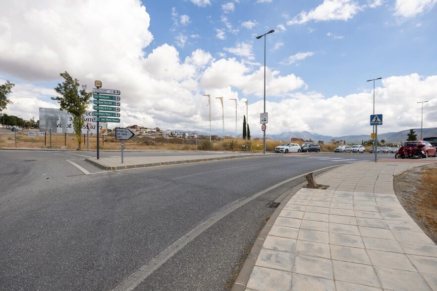 Calle Barranco de los Lobos, Villa de Otura, Granada en venta - Foto del edificio - Imagen 3 de 19
