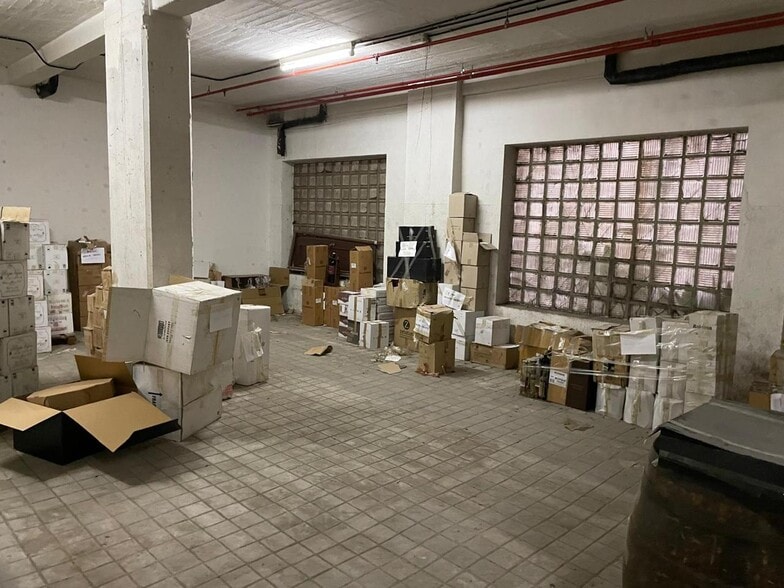 Edificio residencial en Madrid, Madrid en venta - Foto del edificio - Imagen 2 de 2