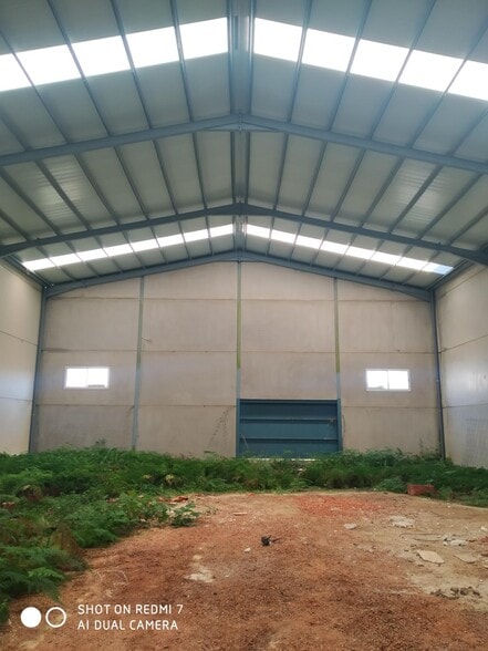 Nave en Malpartida de Cáceres en venta - Foto del edificio - Imagen 2 de 5