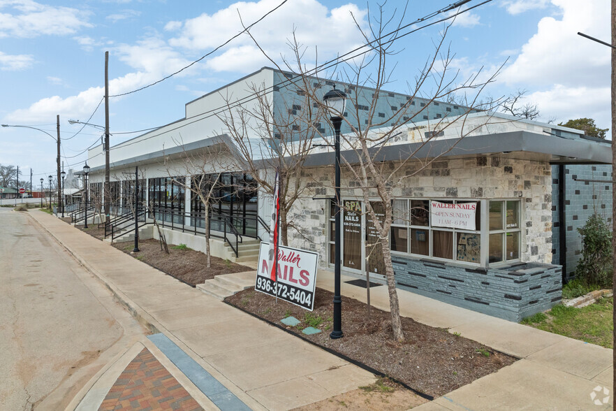 2406 Main St, Waller, TX en alquiler - Foto del edificio - Imagen 3 de 17