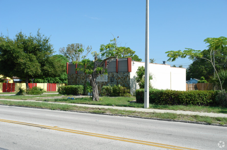 2463 5th Ave S, Saint Petersburg, FL en venta - Foto principal - Imagen 1 de 5