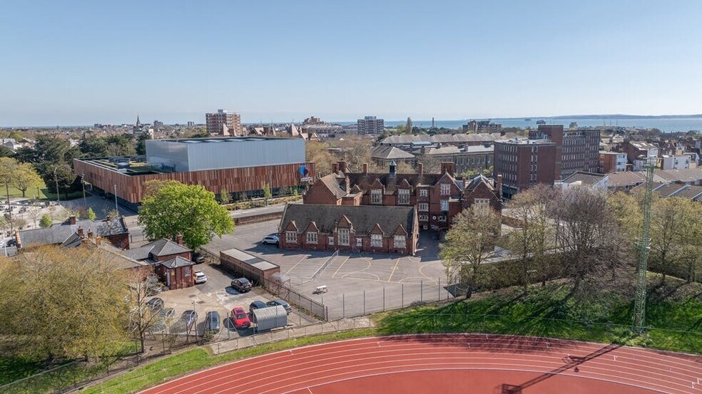 St. Georges Rd, Portsmouth en venta - Foto del edificio - Imagen 3 de 8
