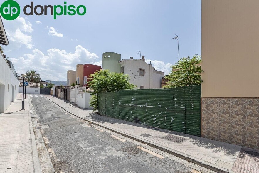 Pablo Neruda Lan, 1, Granada, Granada en venta - Foto del edificio - Imagen 2 de 10