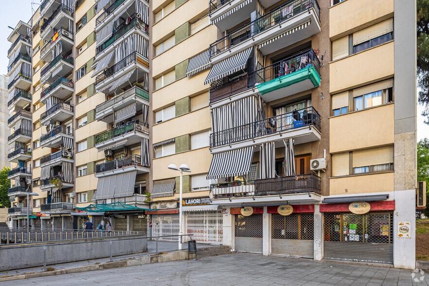 Local en Rubí, Barcelona en alquiler - Foto del edificio - Imagen 3 de 5
