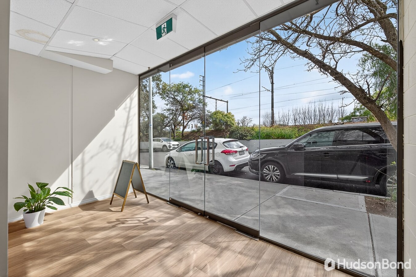 30-32 Lilydale Gr, Hawthorn East, VIC 3123 - Unidad 1 -  - Foto del interior - Image 1 of 6