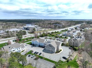 1575 Iyannough Rd, Hyannis, MA - VISTA AÉREA  vista de mapa - Image1