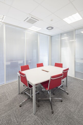 Más detalles de Prestanov 116, Prestanov - Oficina, nave en alquiler