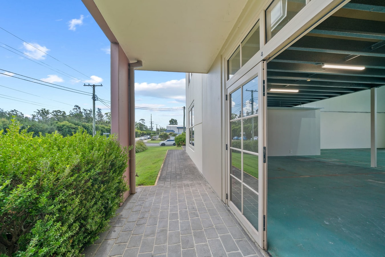 6 Morton Cl, Tuggerah, NSW 2259 - Unidad 4 -  - Foto del interior - Image 2 of 14