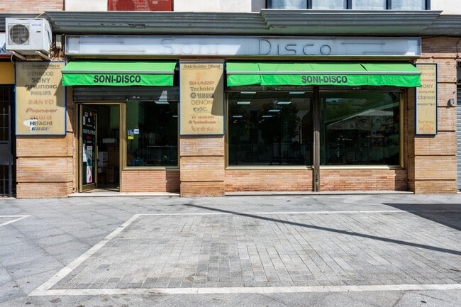 Más detalles de Mina, 2, Dos Hermanas - Local en venta