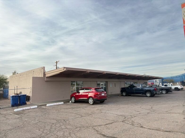 1704 N Country Club Dr, Mesa, AZ en venta - Foto del edificio - Imagen 2 de 4