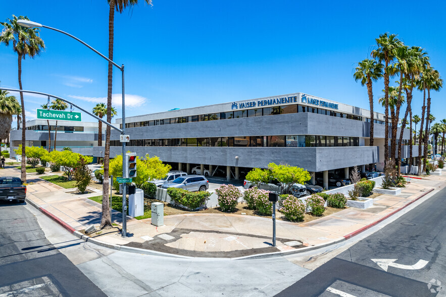 1100 N Palm Canyon Dr, Palm Springs, CA en alquiler - Foto del edificio - Imagen 3 de 14