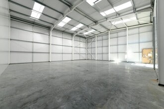 2 Garside Way, Aylesbury en alquiler Foto del interior- Imagen 2 de 5