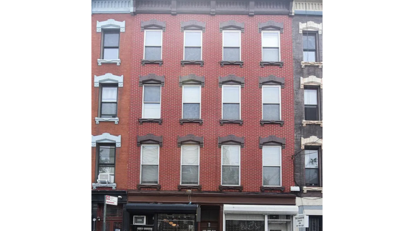 105 Berry St, Brooklyn, NY en venta - Foto del edificio - Imagen 1 de 1