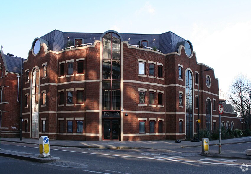 177-179 Hammersmith Rd, London en alquiler - Foto del edificio - Imagen 3 de 5