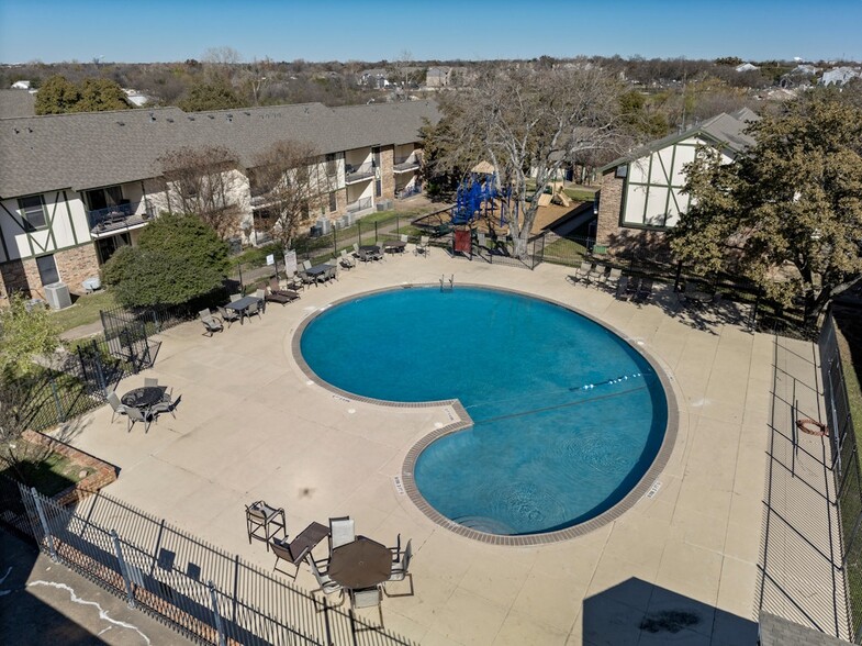 1101 Rutland Dr, Austin, TX en venta - Foto del edificio - Imagen 2 de 40