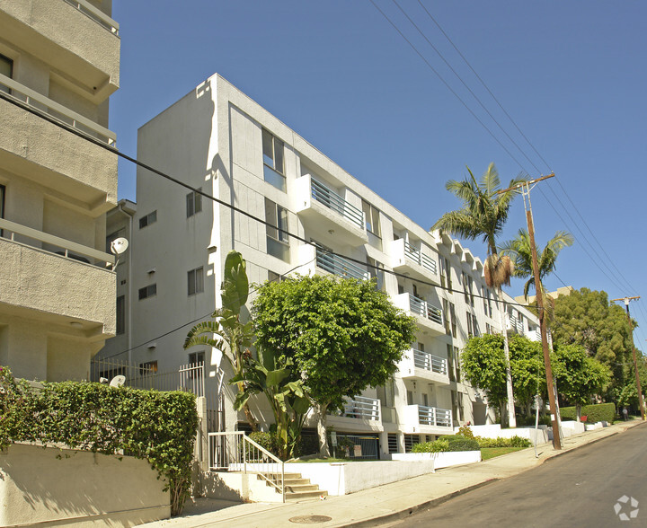 1617 N Fuller Ave, Los Angeles, CA en venta - Foto del edificio - Imagen 2 de 12