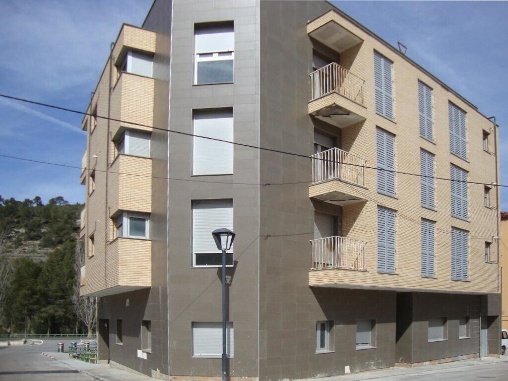 Edificio residencial en Vandellòs i l'Hospitalet de l'Infant, Tarragona en venta Foto principal- Imagen 1 de 4