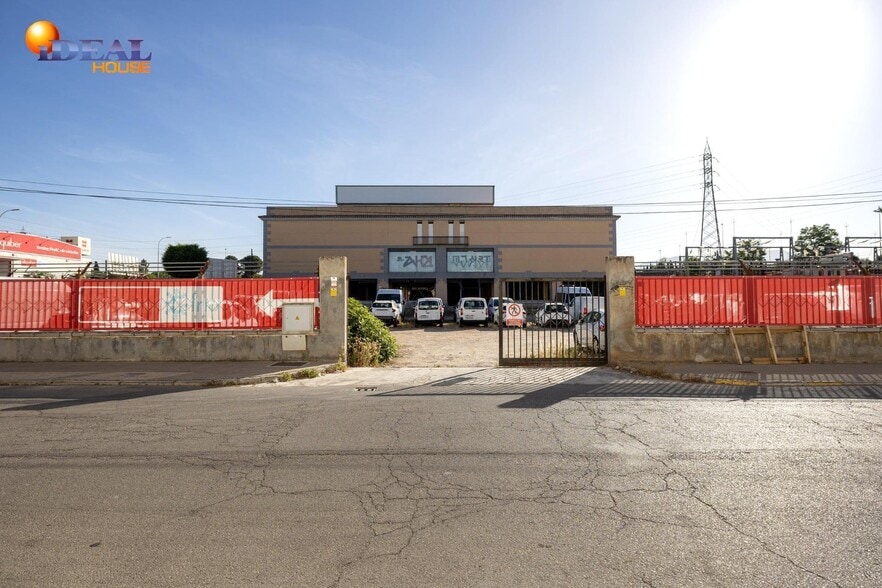 Nave en Albolote en venta - Foto del edificio - Imagen 2 de 48
