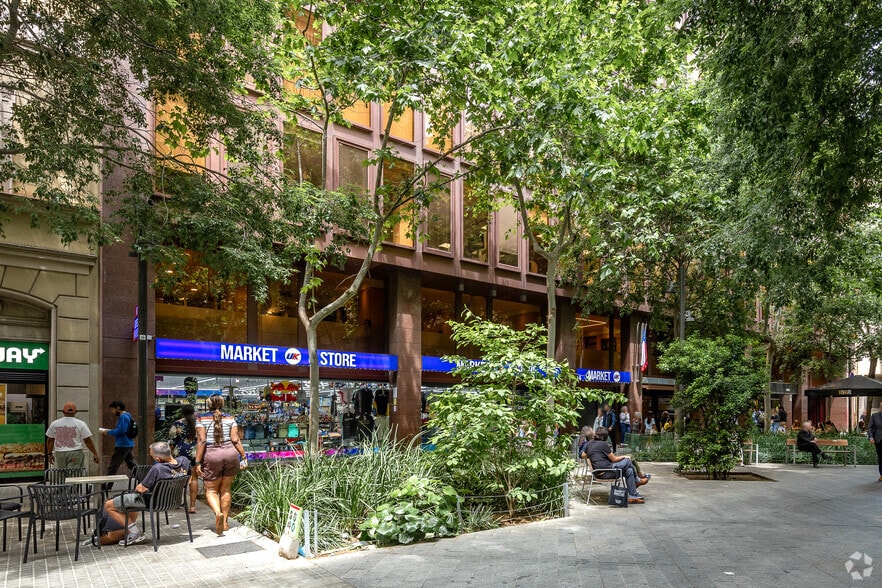 Oficina en Barcelona, Barcelona en alquiler - Foto del edificio - Imagen 3 de 4
