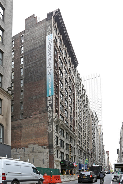 53 W 36th St, New York, NY en alquiler - Foto del edificio - Imagen 3 de 4