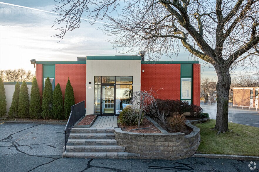 480 Mundet Pl, Hillside, NJ en venta - Foto del edificio - Imagen 3 de 44