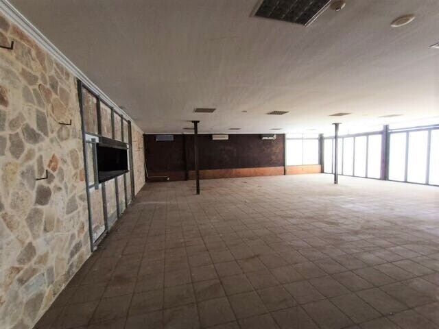 Local en Alcúdia en venta - Foto del edificio - Imagen 3 de 13