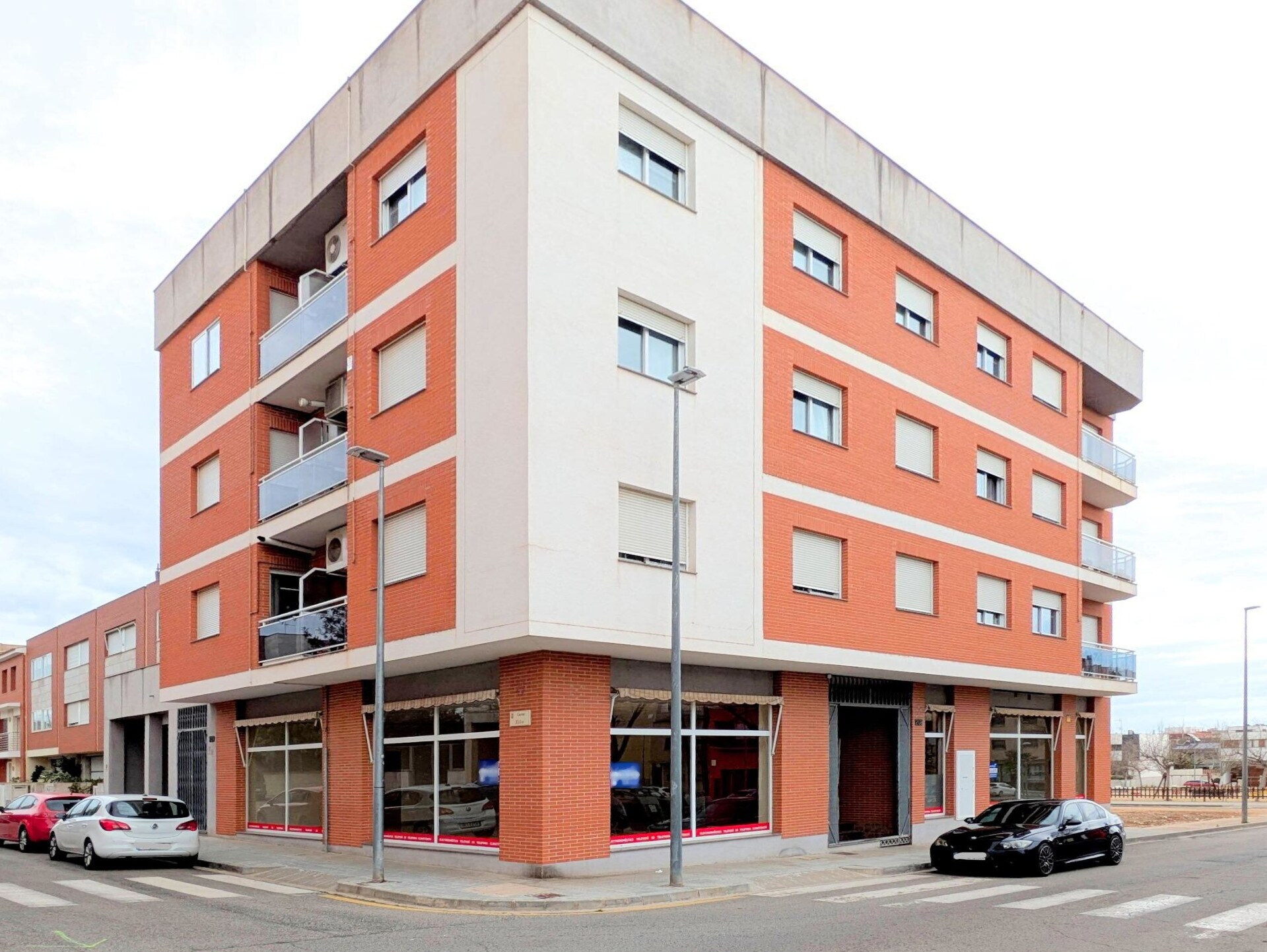 Local en Amposta, Tarragona en alquiler Foto del edificio- Imagen 1 de 2