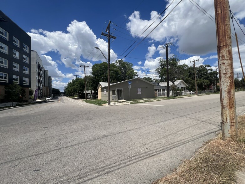 101 E Carson St, San Antonio, TX en venta - Foto del edificio - Imagen 1 de 10