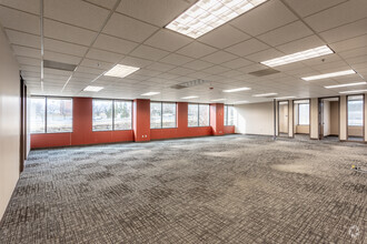 7007 College Blvd, Overland Park, KS en alquiler Foto del interior- Imagen 2 de 8