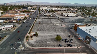 3528 S Maryland Pky, Las Vegas, NV - VISTA AÉREA  vista de mapa