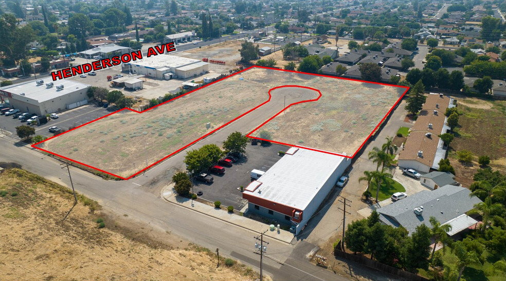 300 Sequoia cir, Porterville, CA en venta - Foto del edificio - Imagen 1 de 9